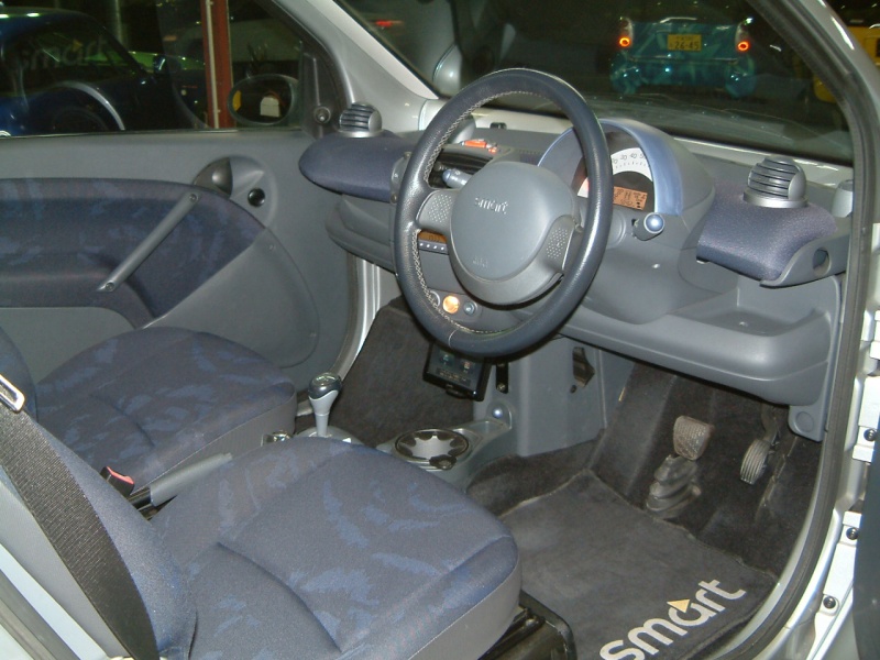 スマート カブリオ ベースグレード ナビＴＶ　ＥＴＣ　軽登録 中古車