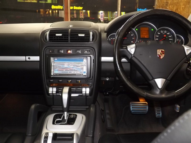 ポルシェ カイエン S 中古車