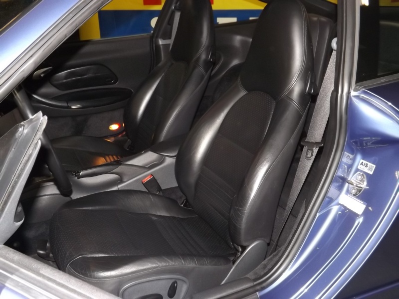 ポルシェ 911(Type996) カレラ　ＨＩＤ　ＥＴＣ　社外エアロ 中古車