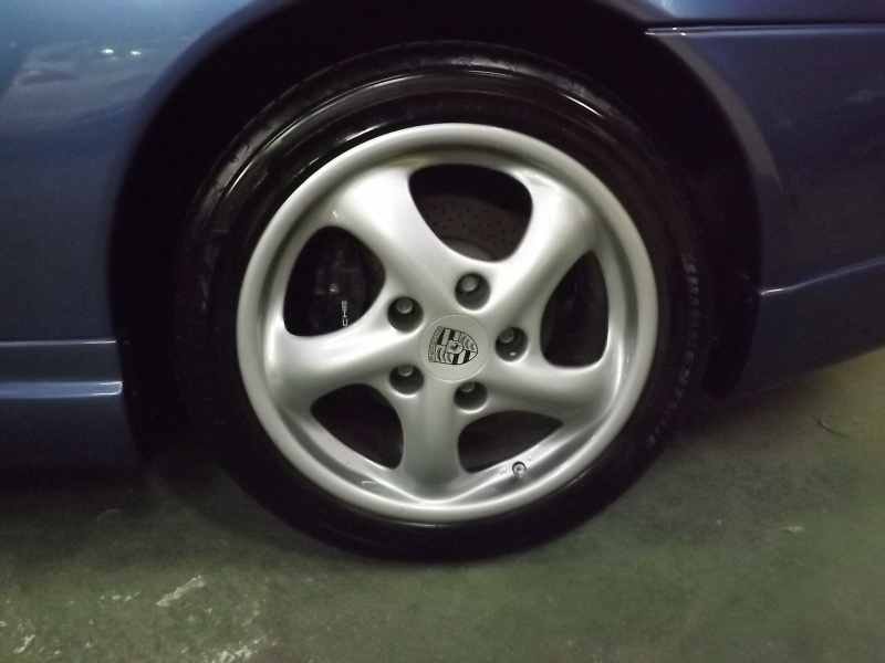 ポルシェ 911(Type996) カレラ　ＨＩＤ　ＥＴＣ　社外エアロ 中古車