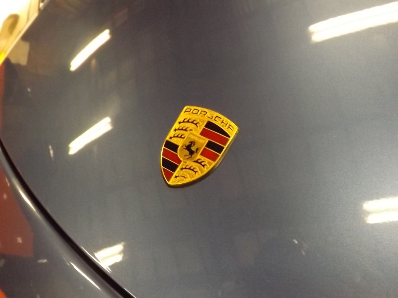 ポルシェ 911(Type996) カレラ　ＨＩＤ　ＥＴＣ　社外エアロ 中古車