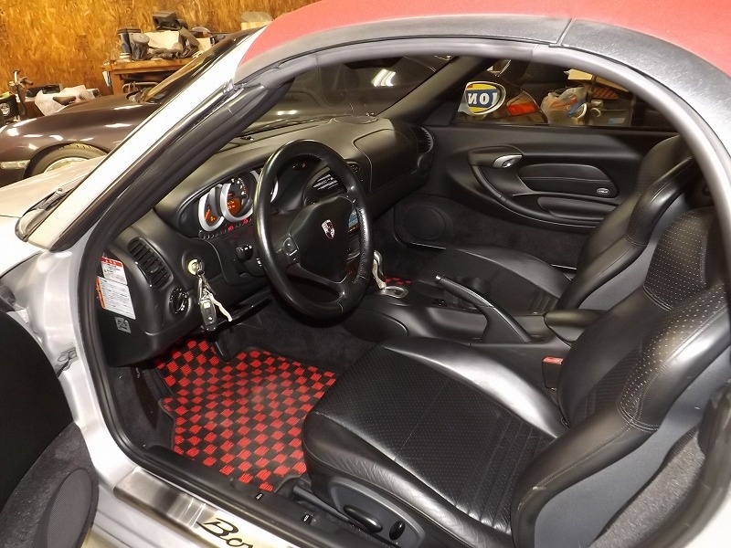 ポルシェ ボクスター 2.7 ティプトロニックS 中古車