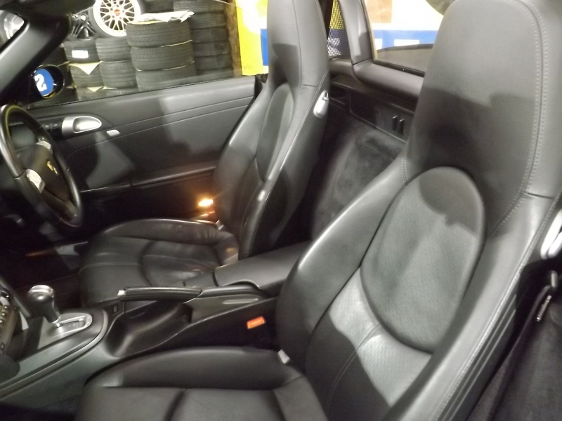 ポルシェ ボクスター 2.7 ナビTV　キセノン 中古車