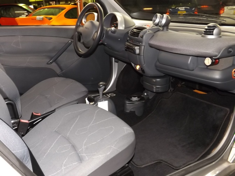 スマート クーペ ベースグレード　グラストップ　軽登録　ＨＤＤナビ 中古車